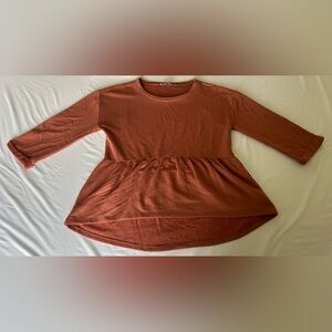 Women’s Rust Top